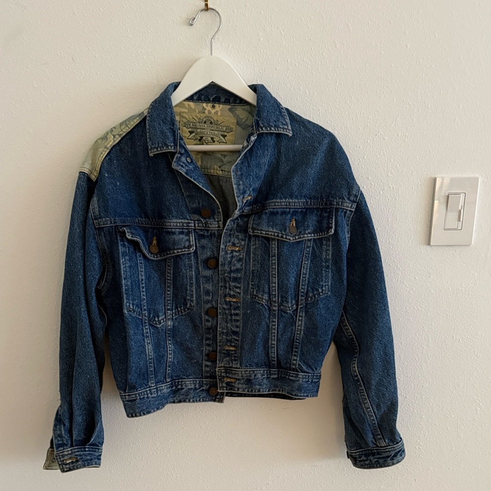 VINTAGE 80’s Banana Republic Denim Jacket MADE IN USA